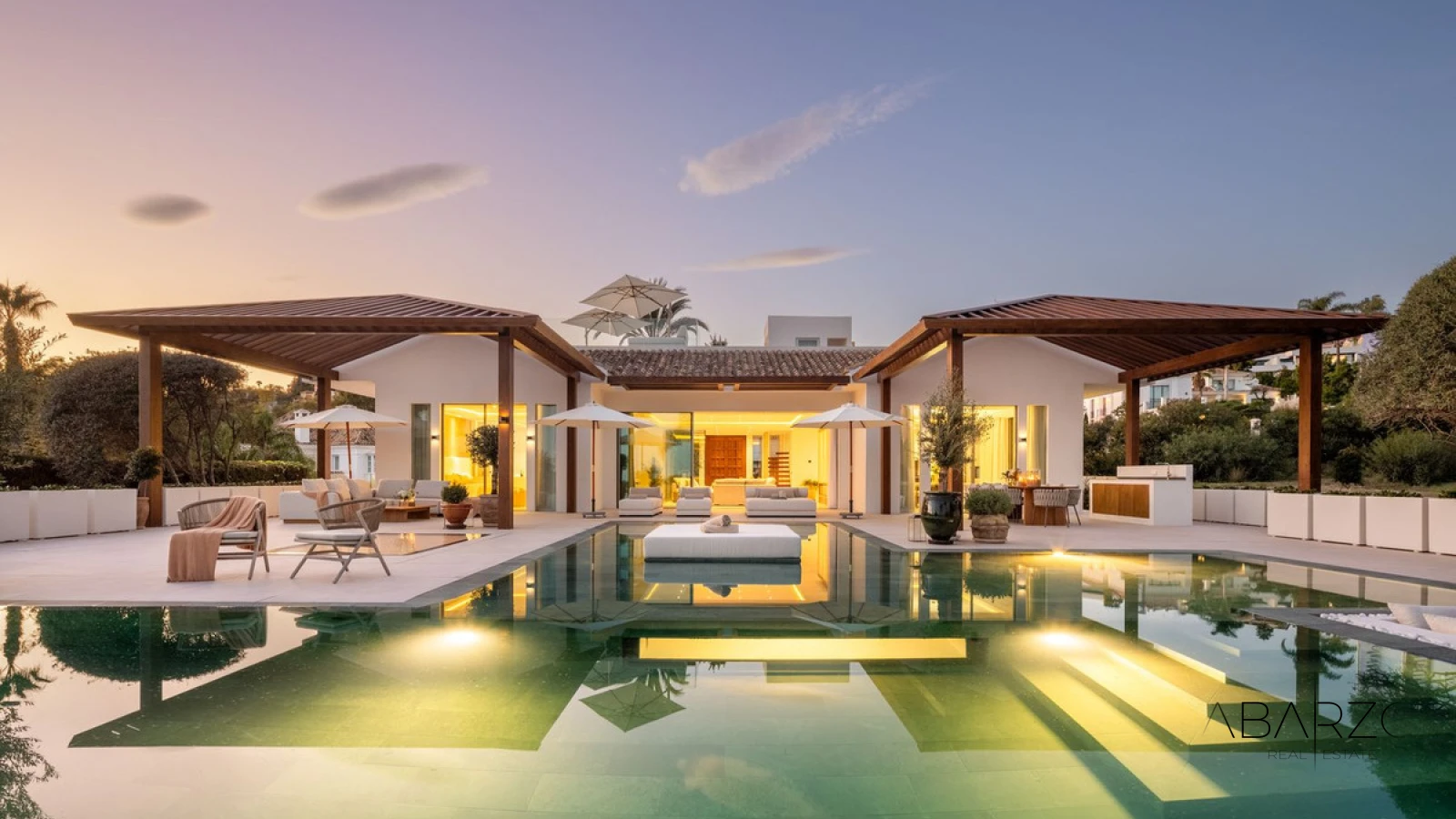 Mediterranean Frontline Golf Villa in Los Naranjos, Nueva Andalucía — interior, Nueva Andalucía, Marbella (17 of 32)