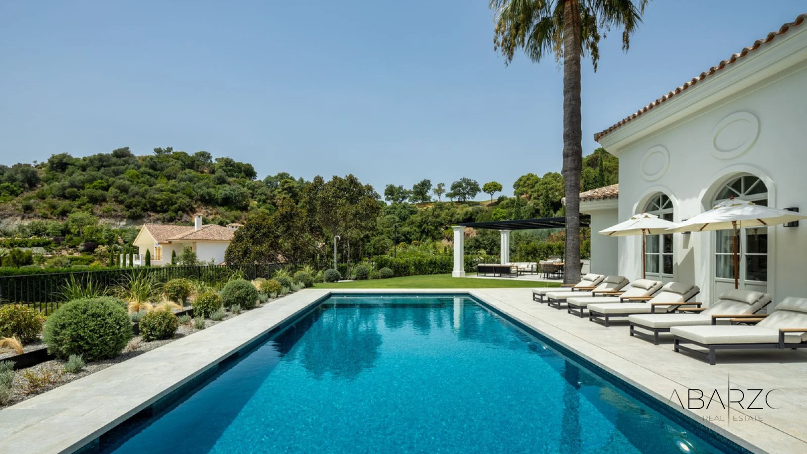 Luxurious Villa with Mountain Views and Private Pool in La Zagaleta — interior, La Zagaleta, Benahavís (8 of 45)