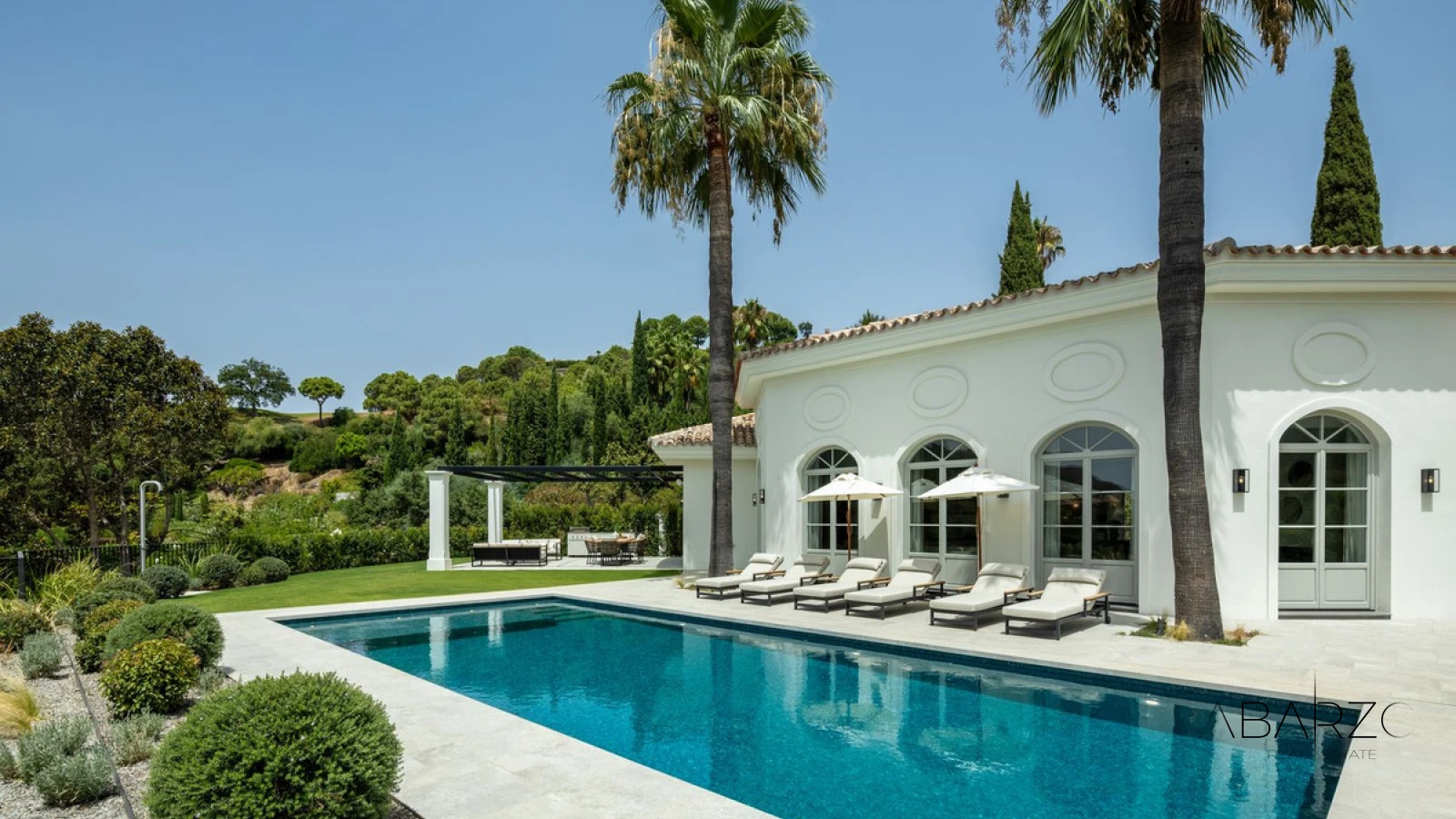 Luxurious Villa with Mountain Views and Private Pool in La Zagaleta — interior, La Zagaleta, Benahavís (43 of 45)