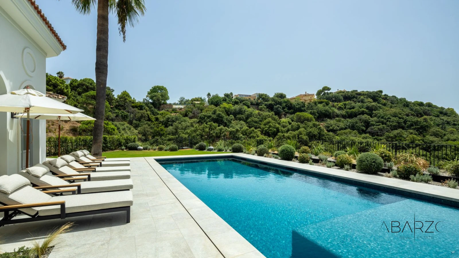 Luxurious Villa with Mountain Views and Private Pool in La Zagaleta — interior, La Zagaleta, Benahavís (9 of 45)
