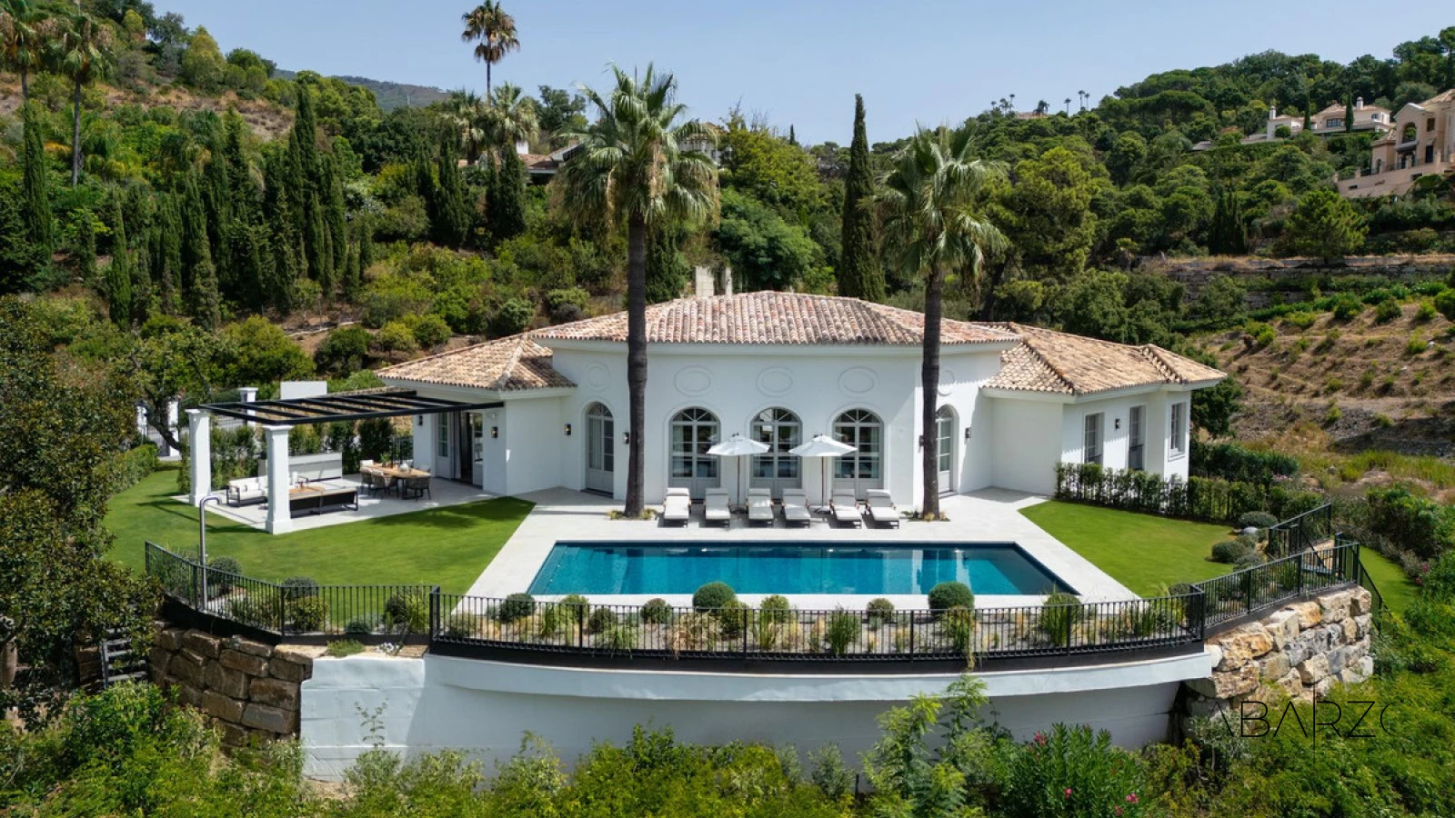 Luxurious Villa with Mountain Views and Private Pool in La Zagaleta — interior, La Zagaleta, Benahavís (44 of 45)