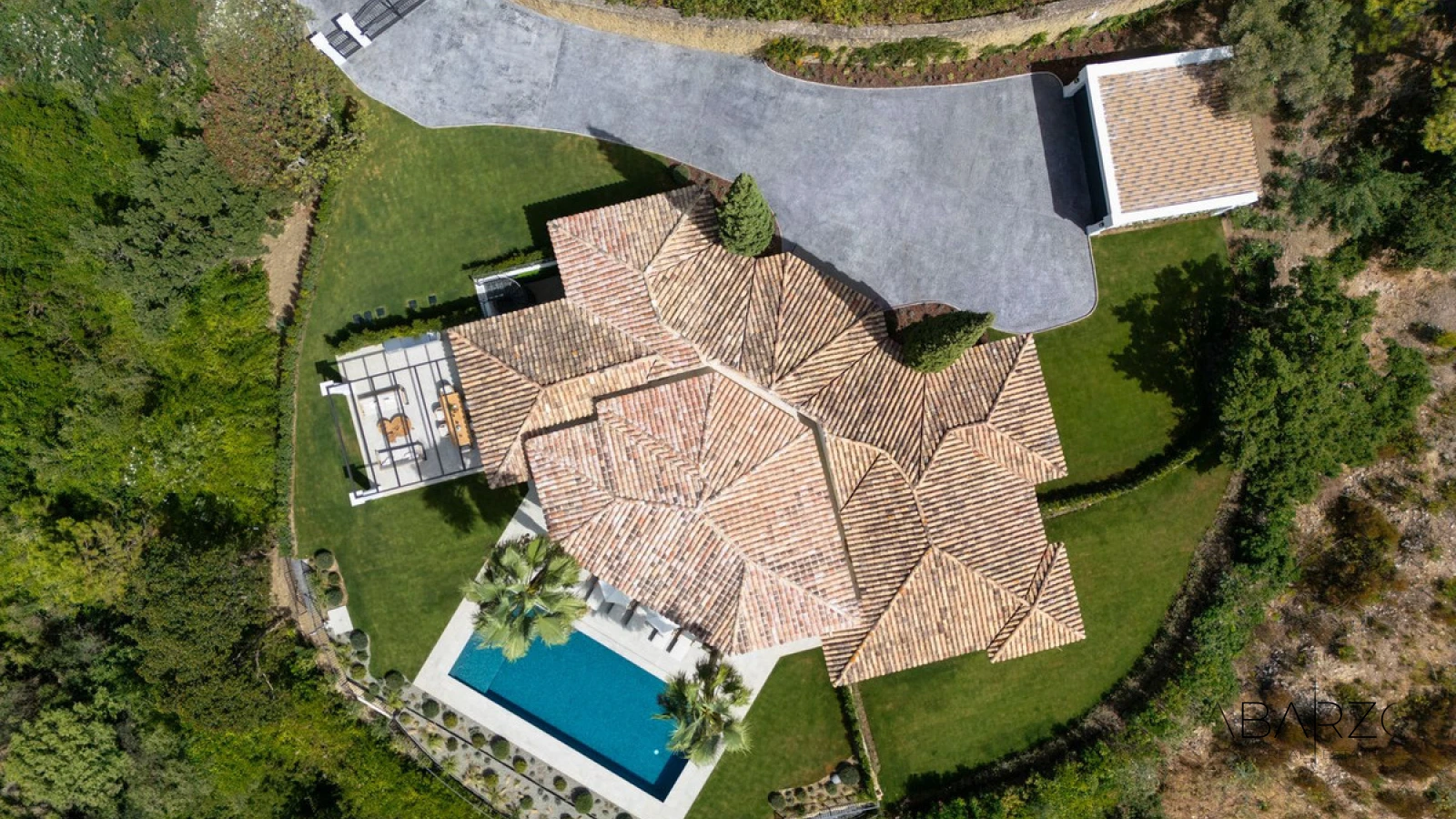 Luxurious Villa with Mountain Views and Private Pool in La Zagaleta — interior, La Zagaleta, Benahavís (45 of 45)