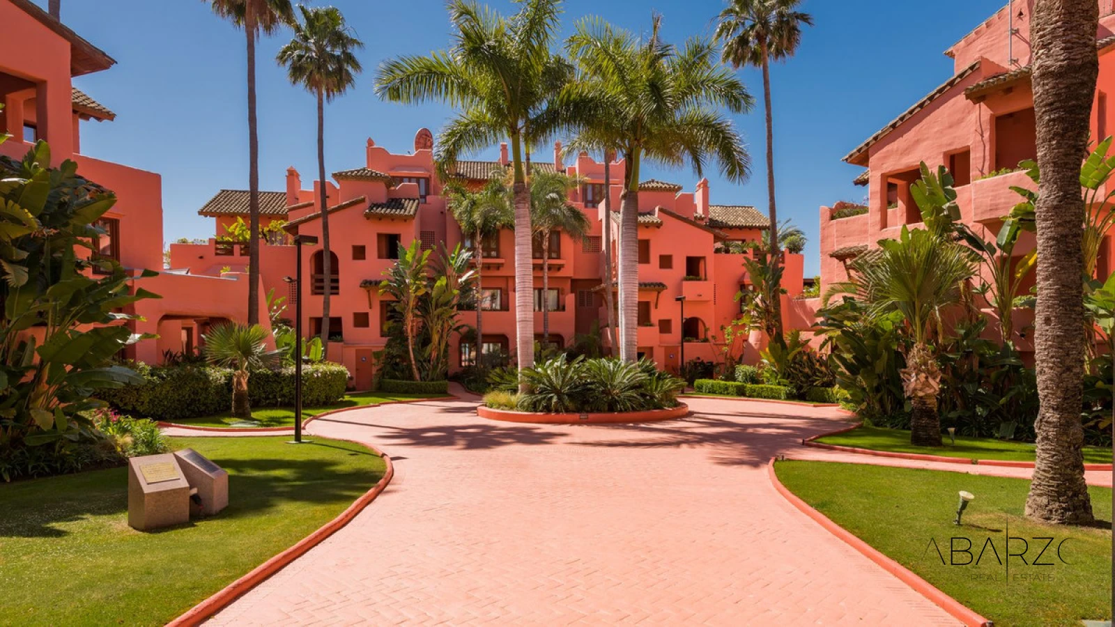 Frontline Beach Corner Apartment with Sea Views in Cabo Bermejo, Estepona — interior, New Golden Mile, Estepona (17 of 19)