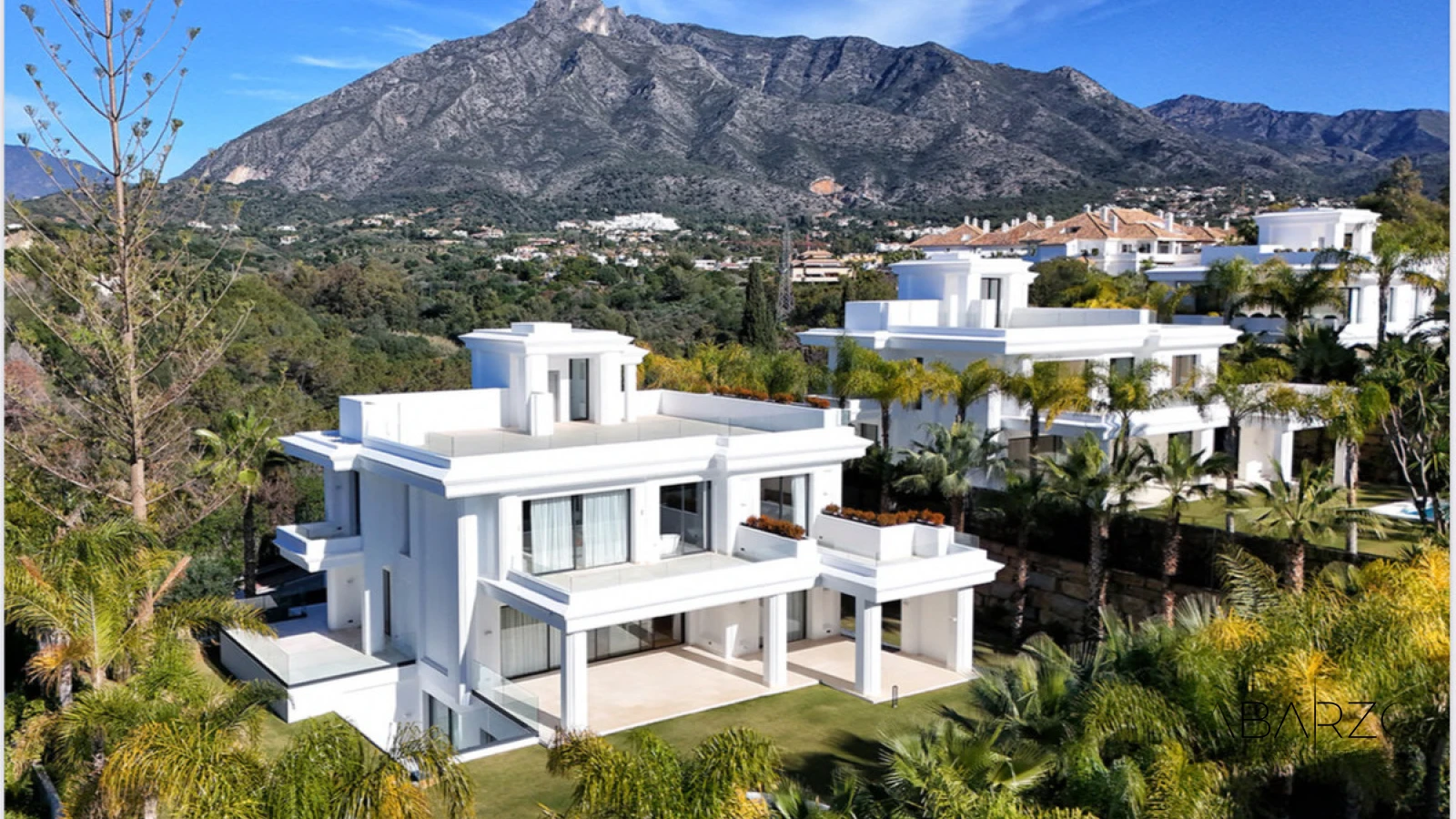 Exclusive Villawith Saltwater Pool inThe Golden Mile, Marbella — luxury property for sale in Golden Mile, Marbella