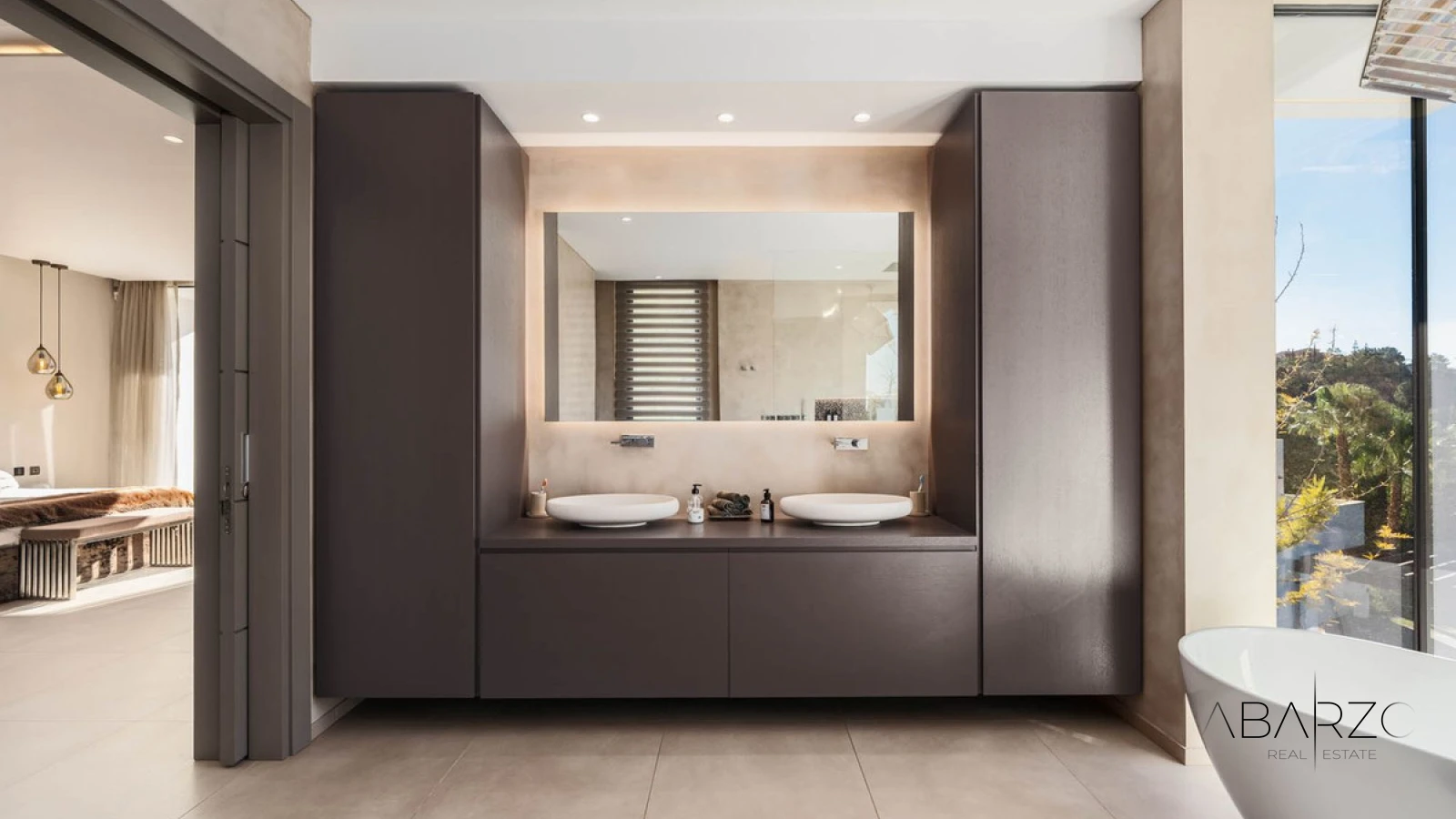 Luxury 5-Bedroom Villa with Panoramic Sea Views in El Madroñal, Benahavís — interior, El Madroñal, Benahavís (23 of 49)