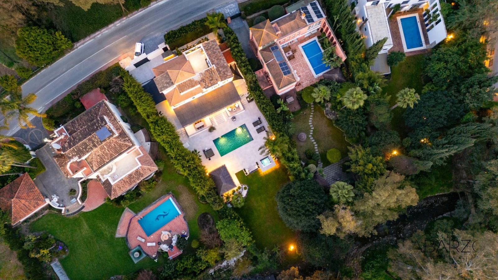 Modern Villa with Pool and Jacuzzi in Las Brisas Golf, Nueva Andalucía — interior, Nueva Andalucía, Marbella (34 of 37)