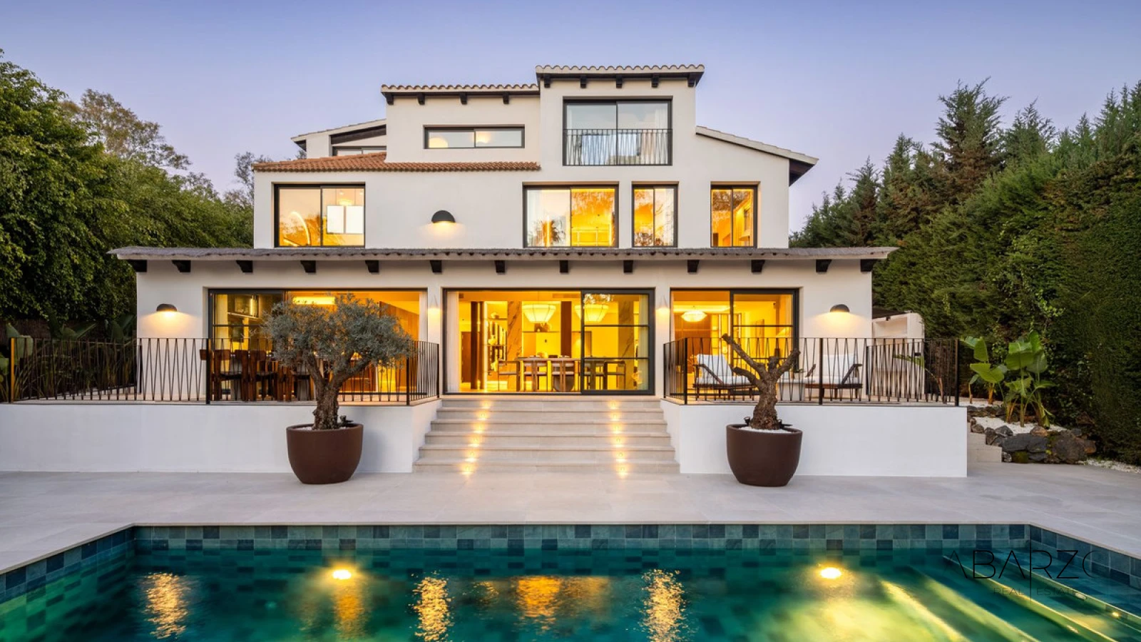 Modern Villa with Pool and Jacuzzi in Las Brisas Golf, Nueva Andalucía — interior, Nueva Andalucía, Marbella (31 of 37)