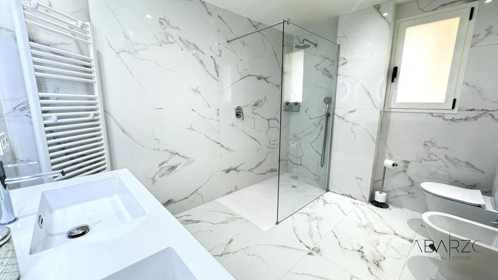 Ground Floor Corner Apartment with Private Garden in Los Flamingos, Benahavis — interior, Los Flamingos, Benahavís (12 of 25)