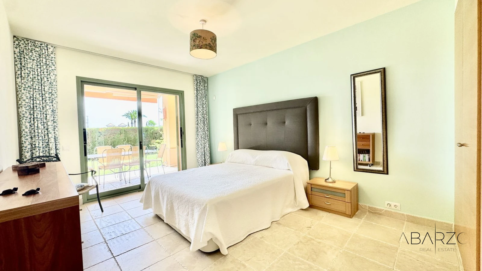 Ground Floor Corner Apartment with Private Garden in Los Flamingos, Benahavis — interior, Los Flamingos, Benahavís (13 of 25)