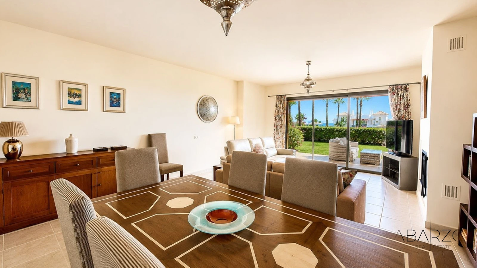 Ground Floor Corner Apartment with Private Garden in Los Flamingos, Benahavis — interior, Los Flamingos, Benahavís (4 of 25)