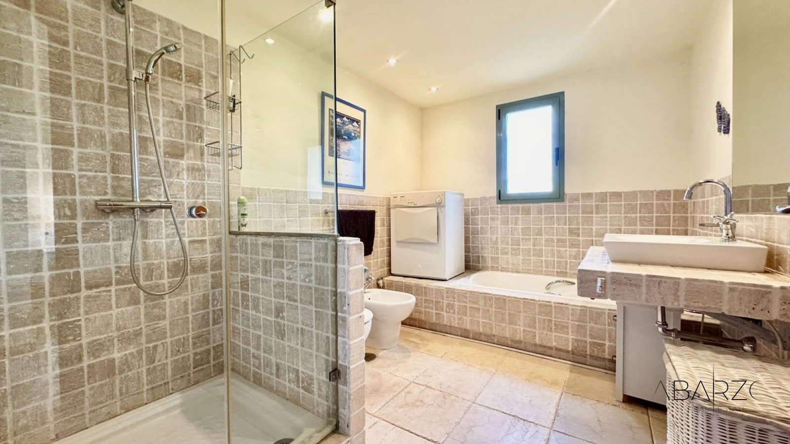 Ground Floor Corner Apartment with Private Garden in Los Flamingos, Benahavis — interior, Los Flamingos, Benahavís (18 of 25)