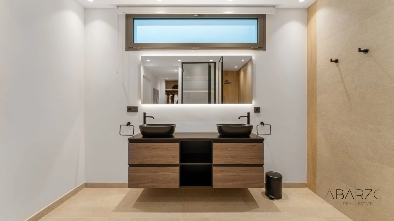 Contemporary villa with private pool and golf views in La Cerquilla, Nueva Andalucía — interior, Nueva Andalucía, Marbella (27 of 49)