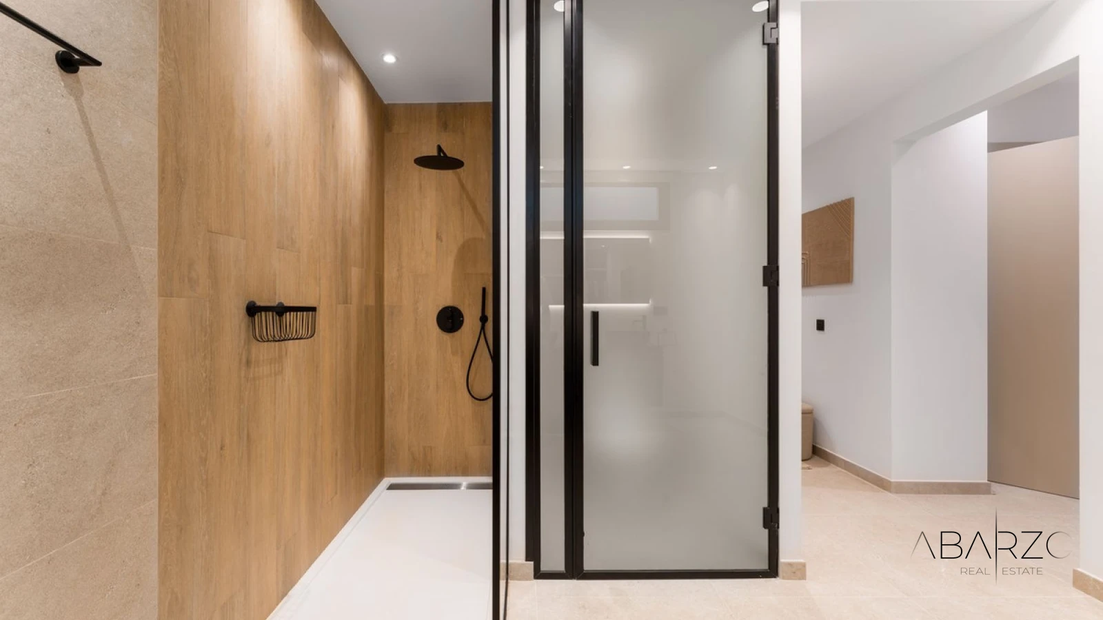 Contemporary villa with private pool and golf views in La Cerquilla, Nueva Andalucía — interior, Nueva Andalucía, Marbella (36 of 49)