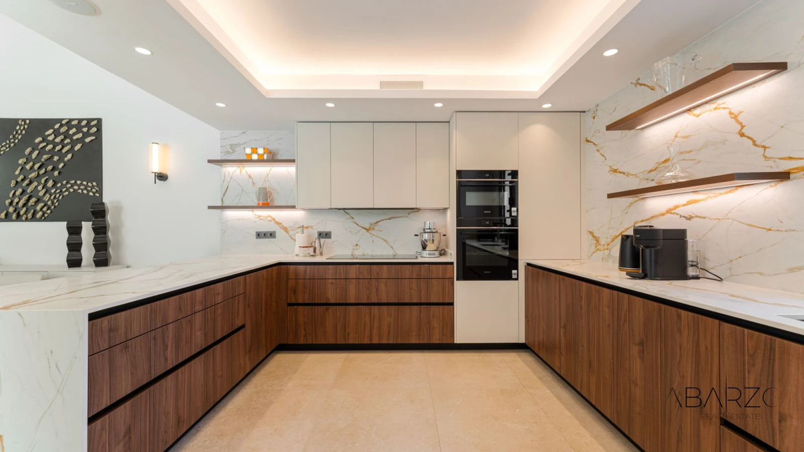 Contemporary villa with private pool and golf views in La Cerquilla, Nueva Andalucía — interior, Nueva Andalucía, Marbella (6 of 49)