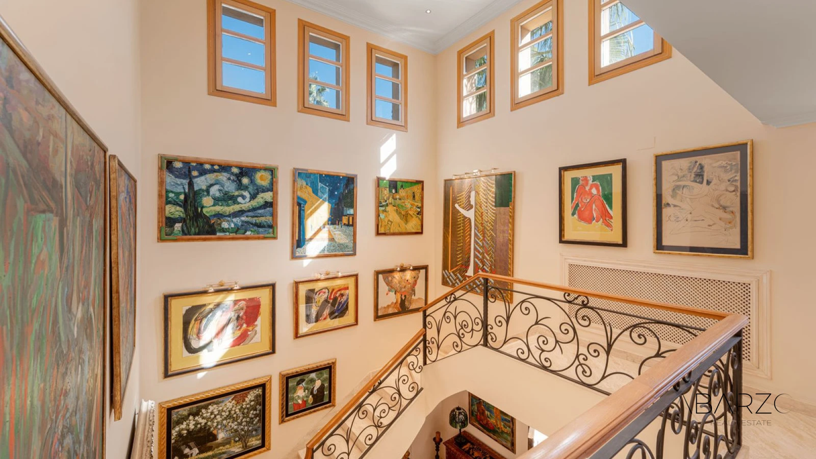 Elegant five-bedroom villa in Nueva Andalucía Marbella — interior, Nueva Andalucía, Marbella (15 of 36)
