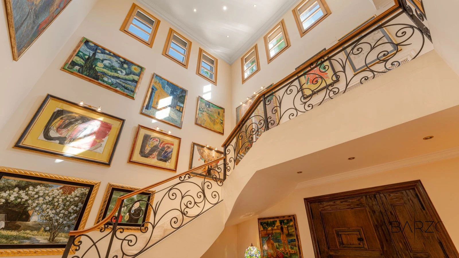 Elegant five-bedroom villa in Nueva Andalucía Marbella — interior, Nueva Andalucía, Marbella (14 of 36)