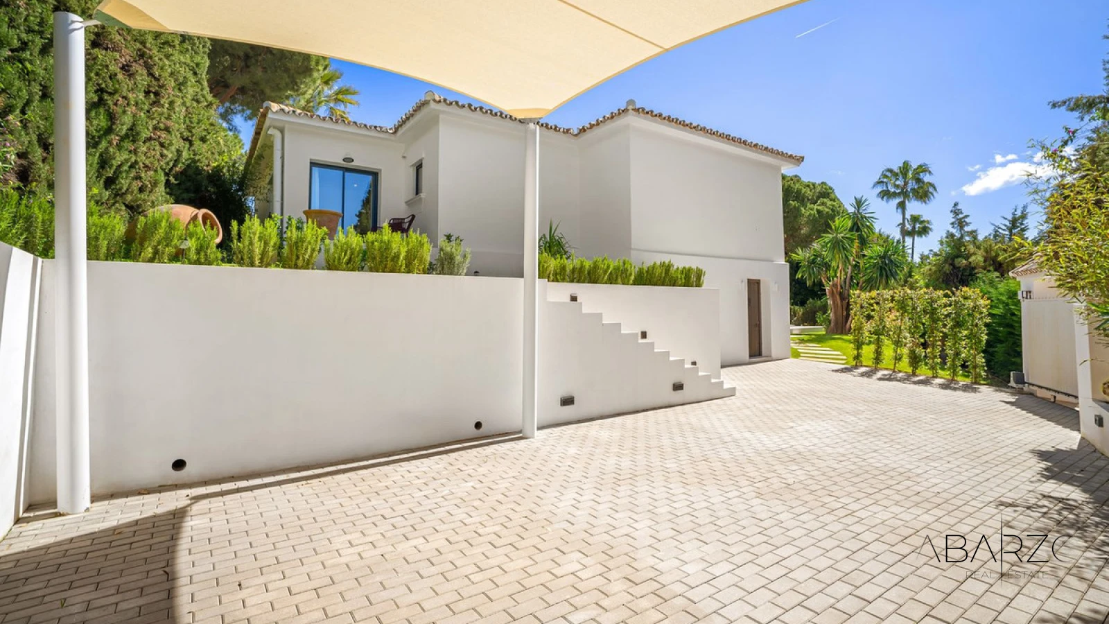 Contemporary Villa with Pool and Mountain Views in Las Brisas, Nueva Andalucía — interior, Nueva Andalucía, Marbella (36 of 37)