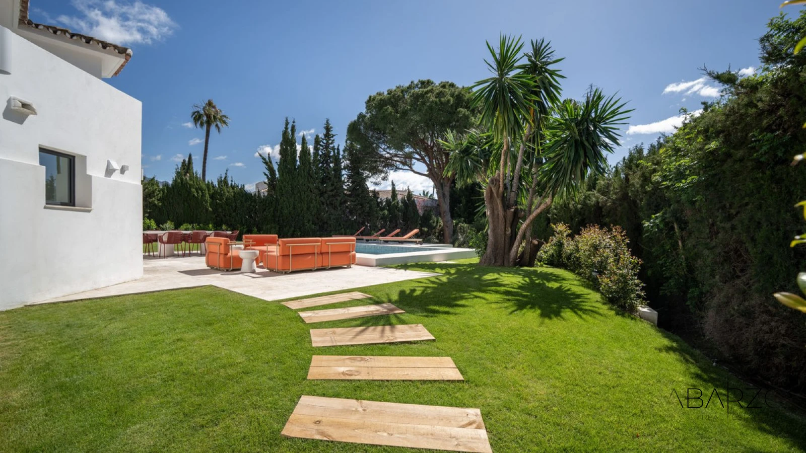 Contemporary Villa with Pool and Mountain Views in Las Brisas, Nueva Andalucía — interior, Nueva Andalucía, Marbella (35 of 37)