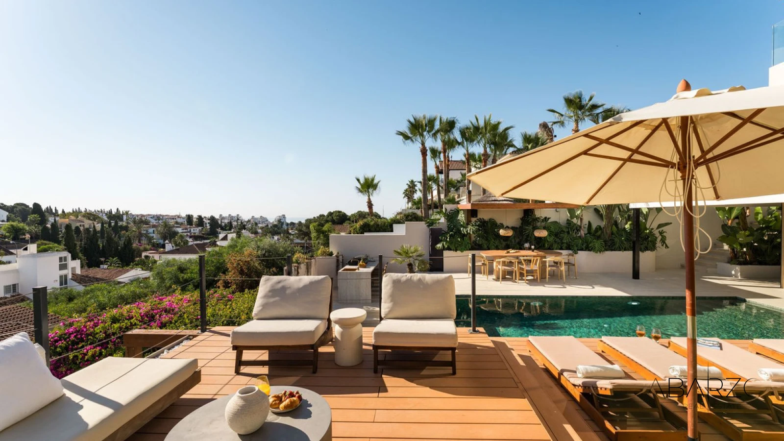 Ready to move in Villa with Infinity Pool and Sea Views in Nueva Andalucía — interior, Nueva Andalucía, Marbella (40 of 46)
