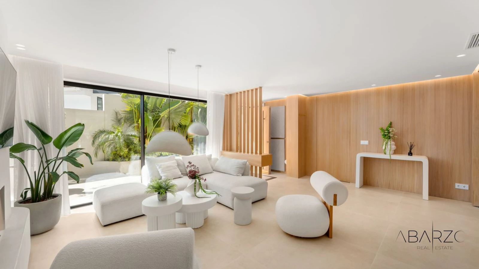 Ready to move in Villa with Infinity Pool and Sea Views in Nueva Andalucía — interior, Nueva Andalucía, Marbella (15 of 46)