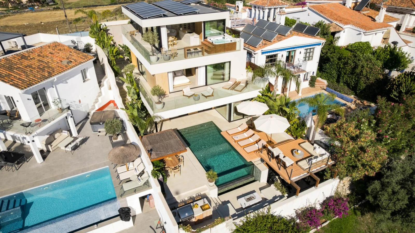 Ready to move in Villa with Infinity Pool and Sea Views in Nueva Andalucía — interior, Nueva Andalucía, Marbella (7 of 46)
