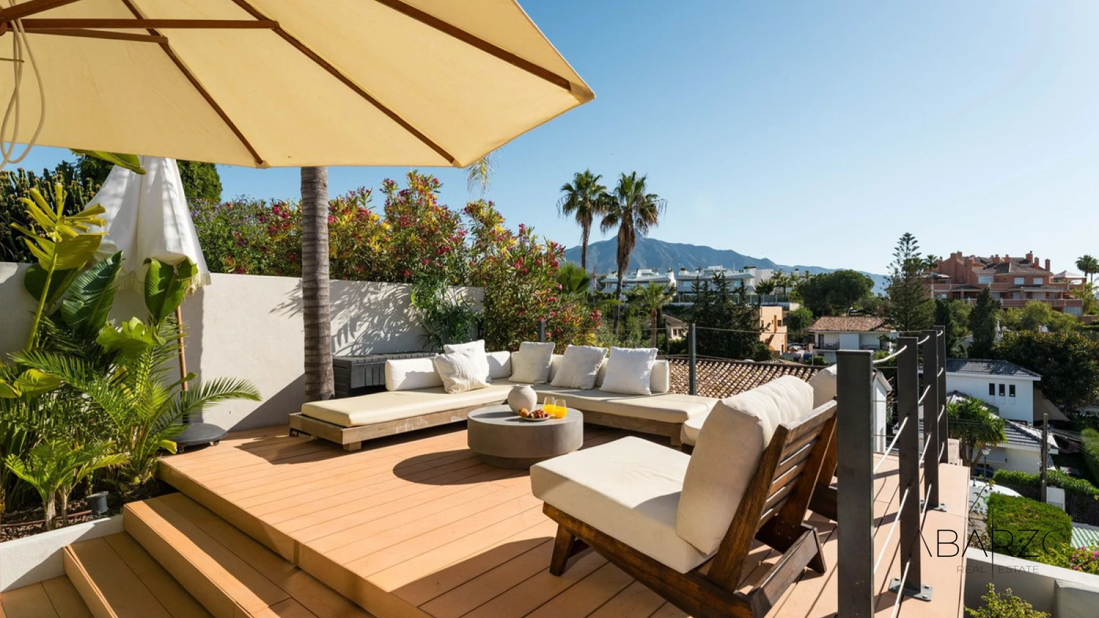 Ready to move in Villa with Infinity Pool and Sea Views in Nueva Andalucía — interior, Nueva Andalucía, Marbella (4 of 46)