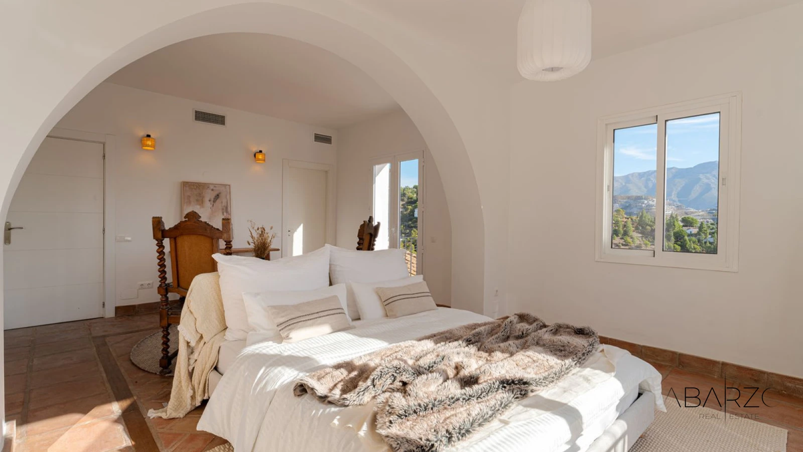 Rustic Mediterranean villa with sea views in El Madroñal, Benahavís — interior, El Madroñal, Benahavís (25 of 49)