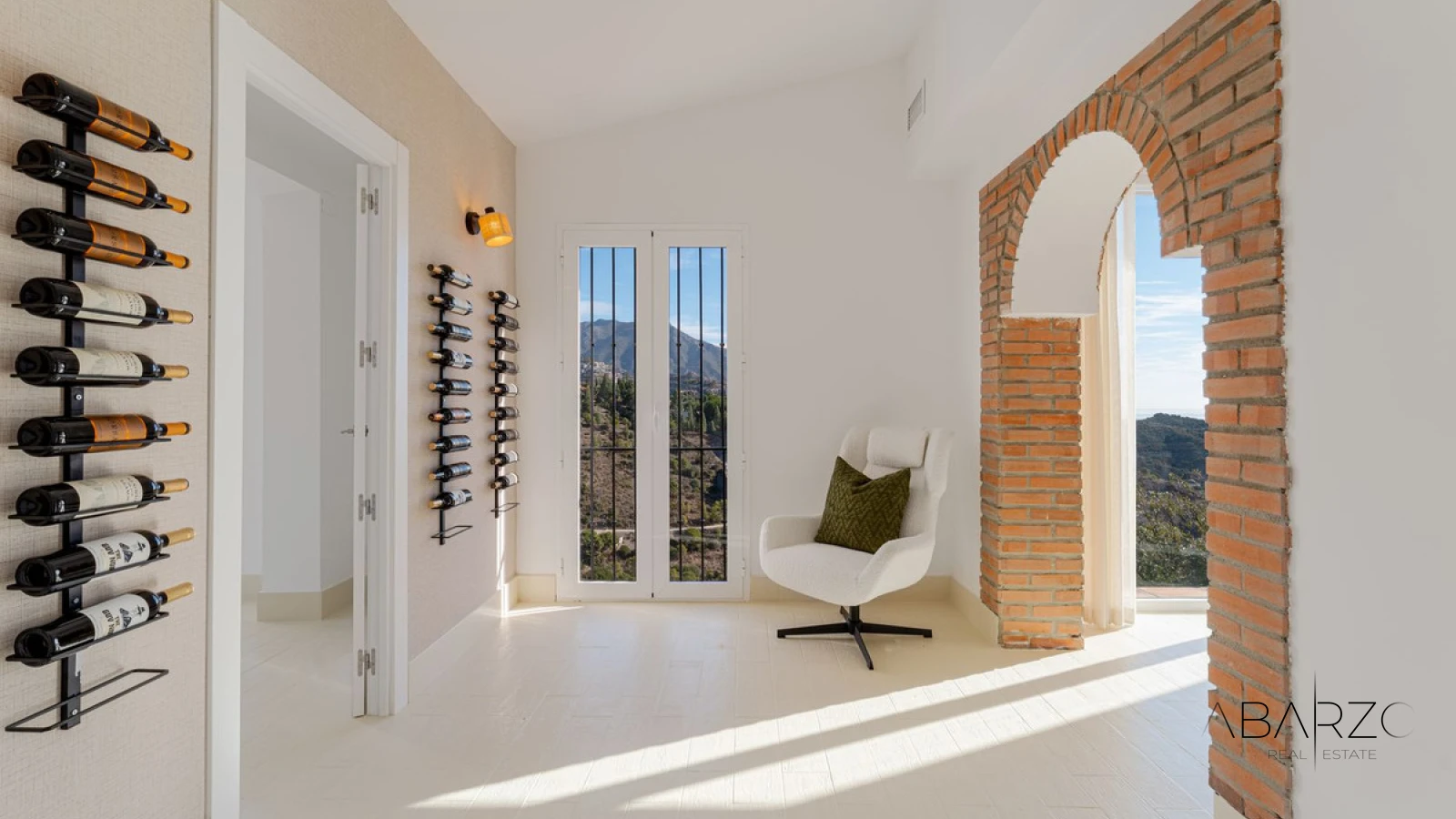 Rustic Mediterranean villa with sea views in El Madroñal, Benahavís — interior, El Madroñal, Benahavís (7 of 49)