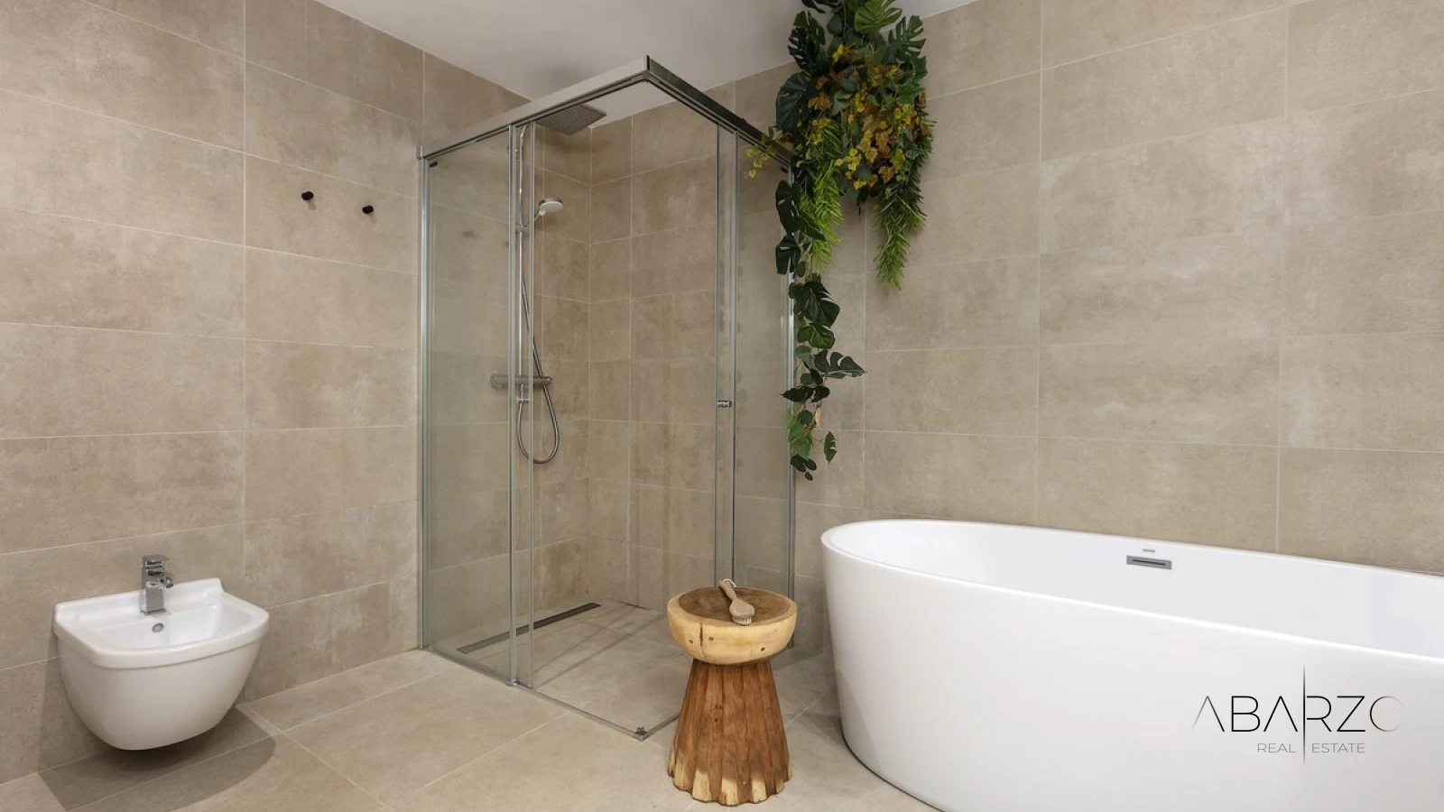 Villa with panoramic sea views with private infinity pool and terraces in Benahavís — interior, Marbella Club Golf Resort, Benahavís (11 of 37)