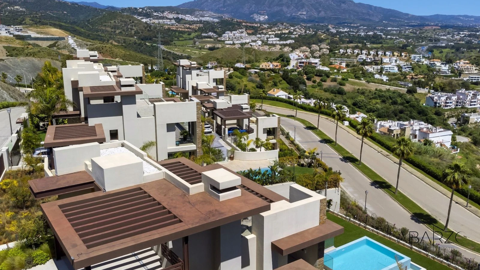 Villa with panoramic sea views with private infinity pool and terraces in Benahavís — interior, Marbella Club Golf Resort, Benahavís (20 of 37)