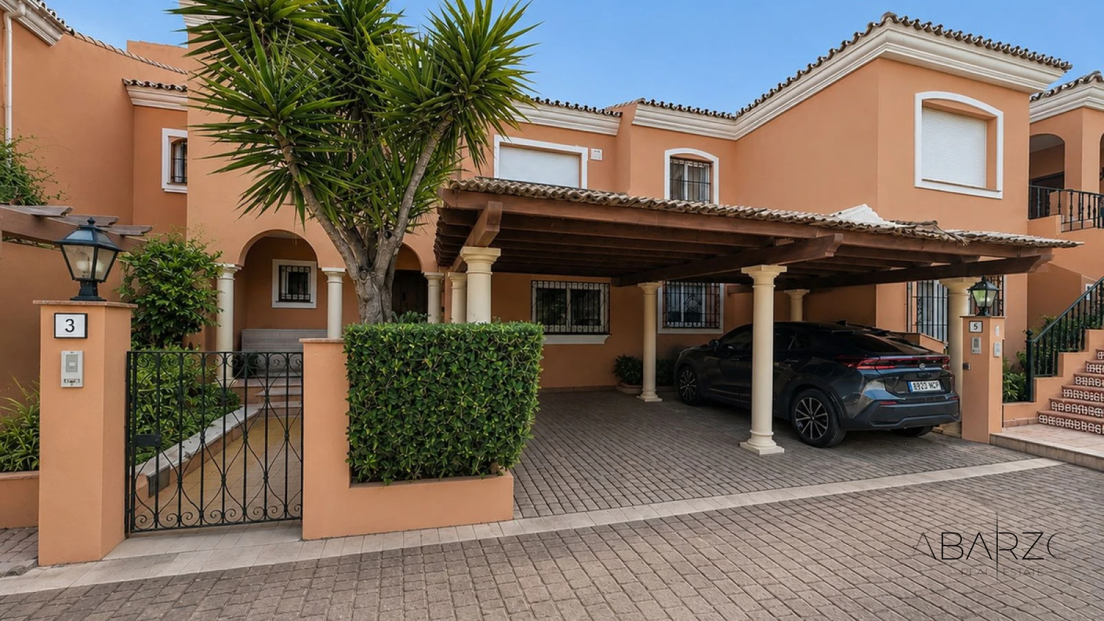 Beach House in El Presidente with Direct Beach Access and Panoramic Sea Views — interior, New Golden Mile, Estepona (20 of 25)
