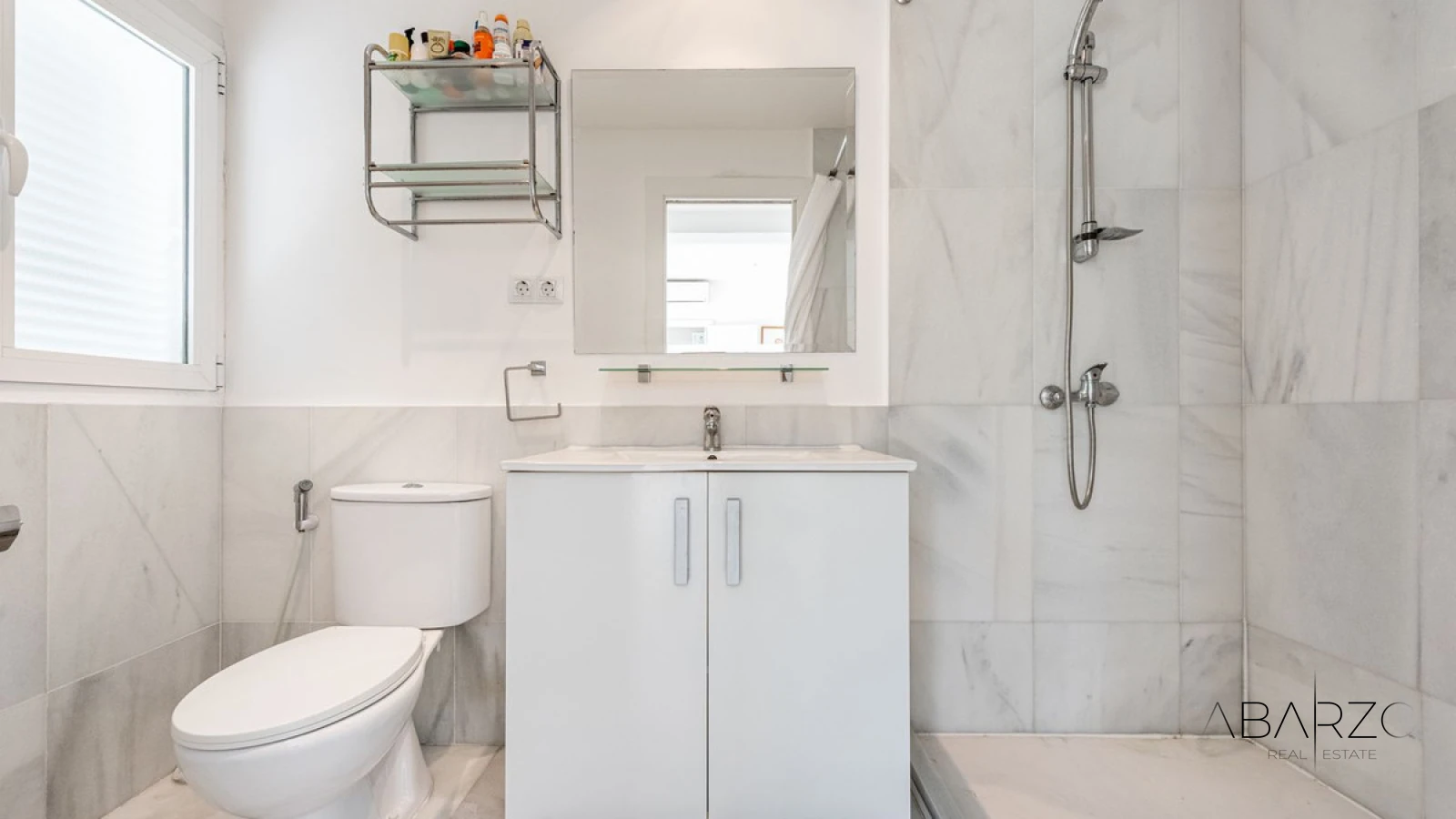 Semi-Detached Beachside Villa with Private Pool and Jacuzzi, in Los Monteros, Marbella — interior, Marbella East, Marbella (18 of 24)