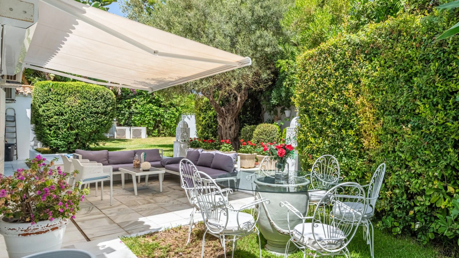 Semi-Detached Beachside Villa with Private Pool and Jacuzzi, in Los Monteros, Marbella — interior, Marbella East, Marbella (9 of 24)