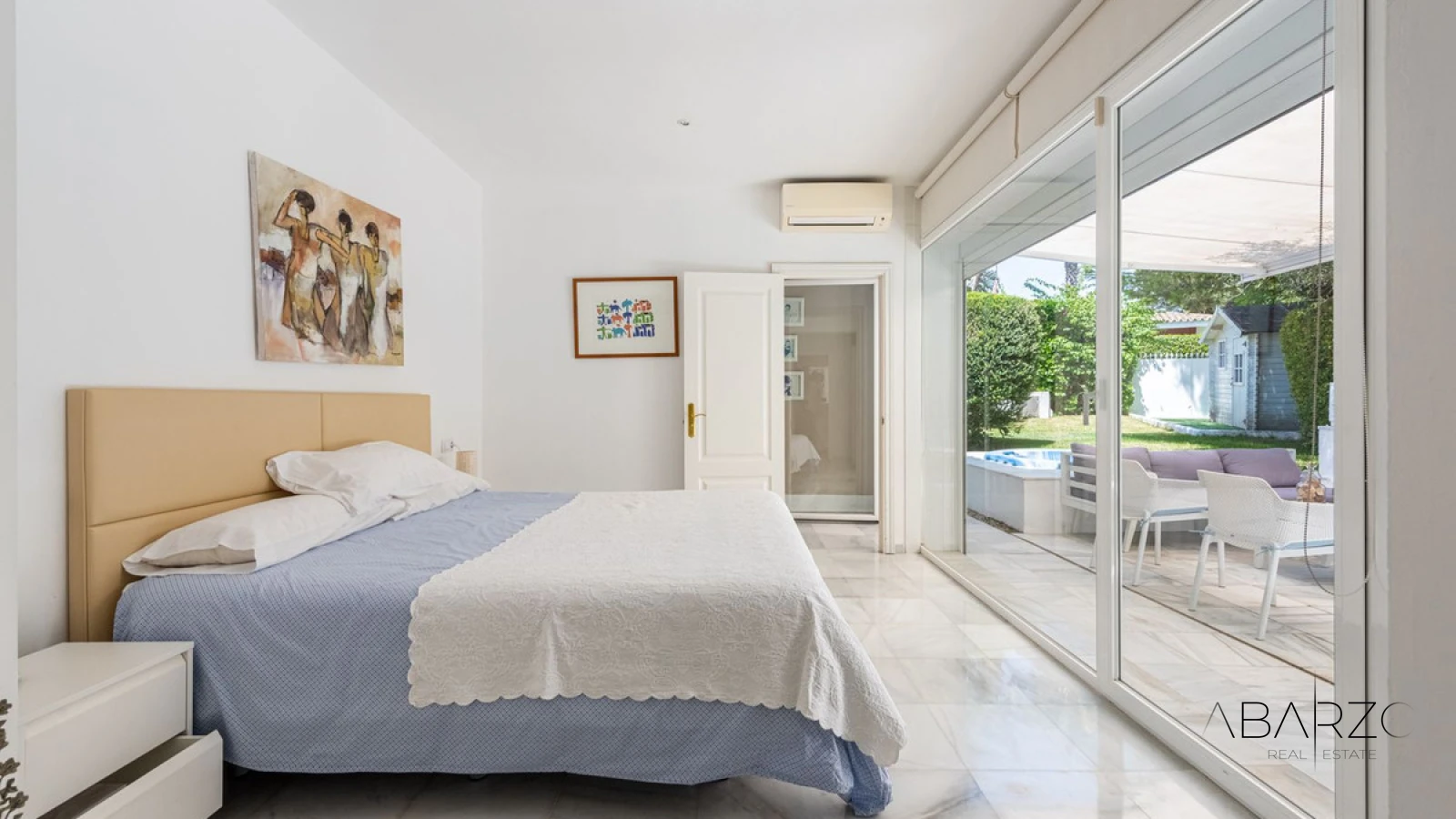 Semi-Detached Beachside Villa with Private Pool and Jacuzzi, in Los Monteros, Marbella — interior, Marbella East, Marbella (11 of 24)