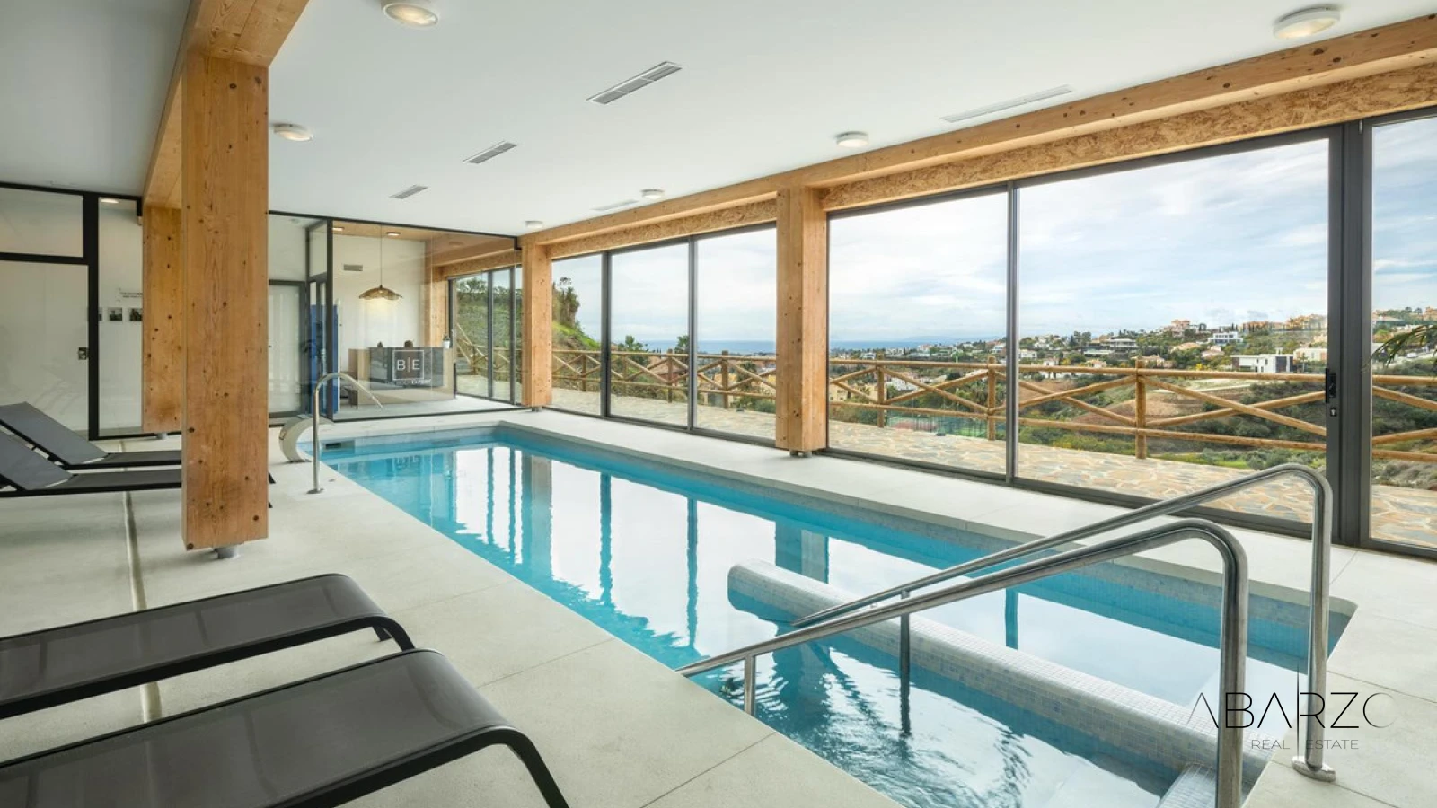 Luxury Penthouse with Panoramic Sea Views in Paraiso — interior, Los Flamingos, Benahavís (30 of 32)