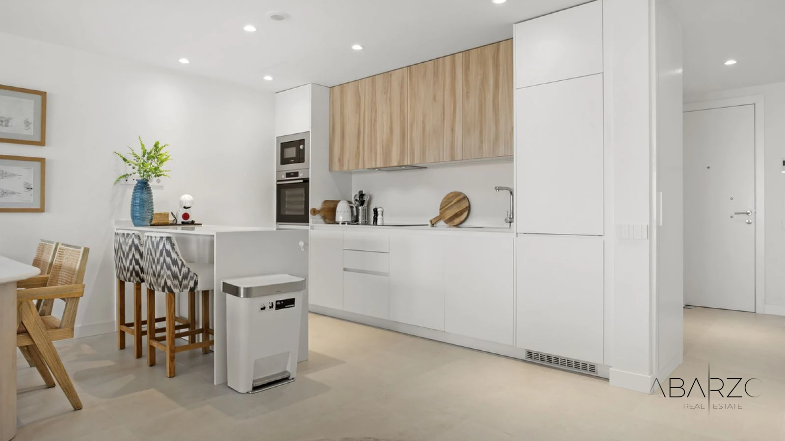 Turnkey Apartment with Premium Amenities in Selwo, Estepona — interior, New Golden Mile, Estepona (9 of 28)
