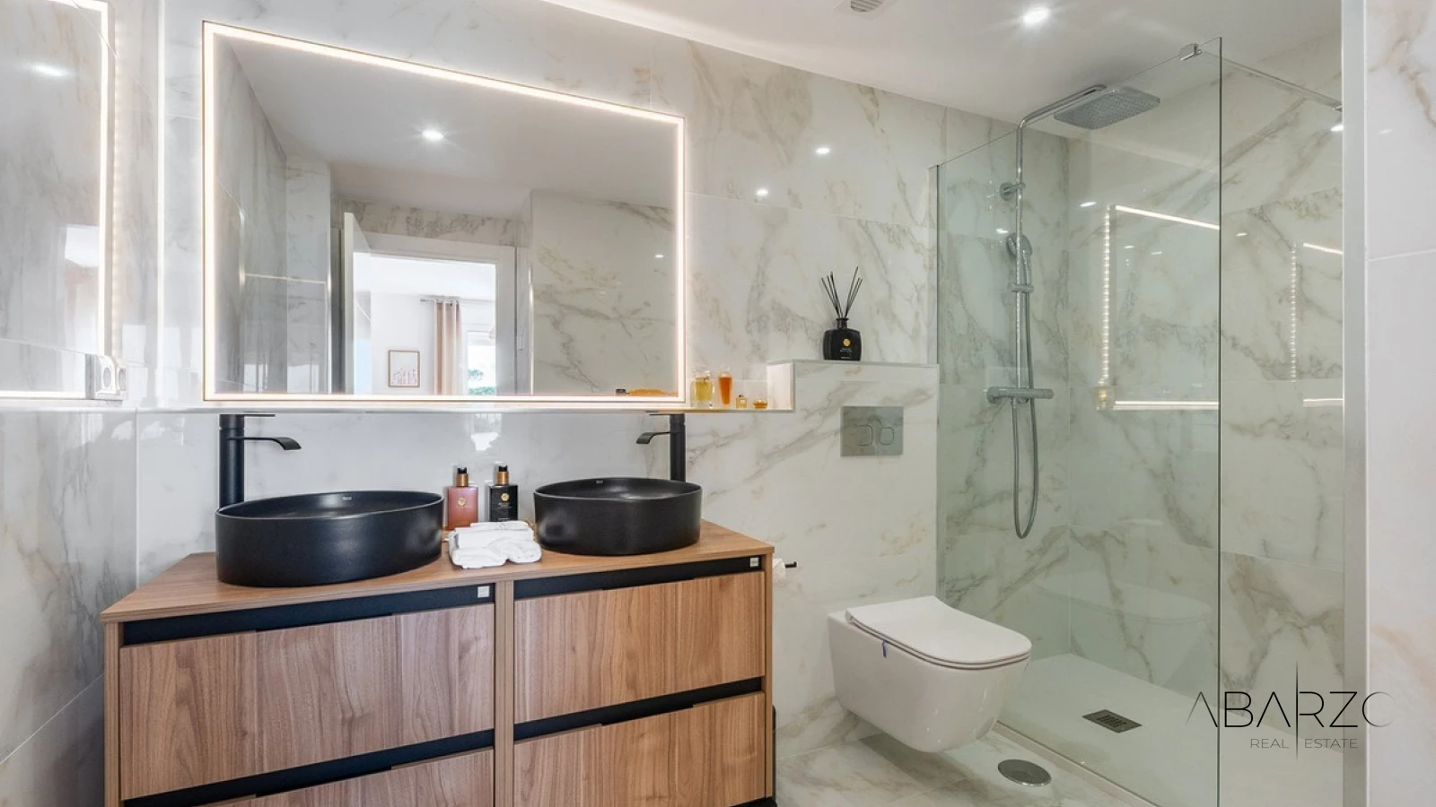 Renovated Penthouse with Mediterranean Views in La Floresta, Marbella East — interior, Marbella Centro, Marbella (8 of 16)