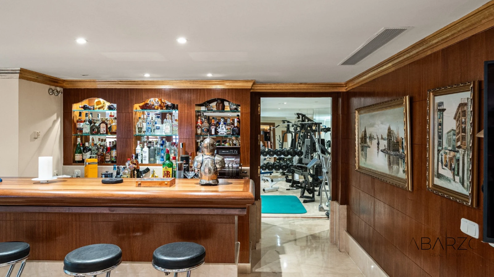 Luxury Villa with Panoramic Sea Views and Private Tennis Court in Nueva Andalucía — interior, Nueva Andalucía, Marbella (29 of 49)