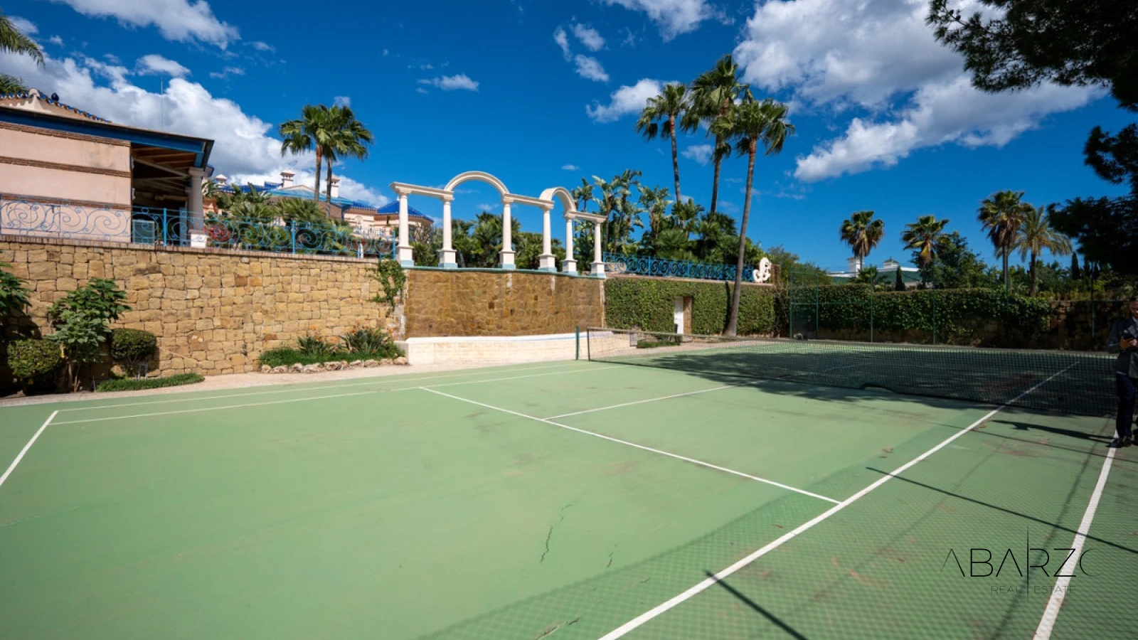 Luxury Villa with Panoramic Sea Views and Private Tennis Court in Nueva Andalucía — interior, Nueva Andalucía, Marbella (36 of 49)