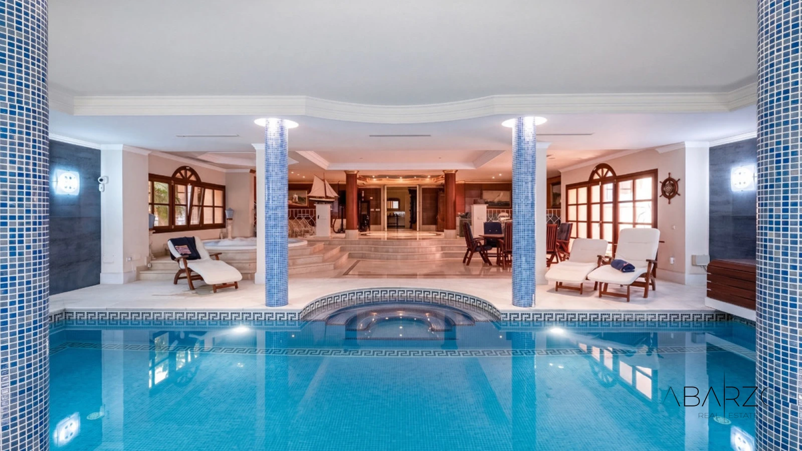 Luxury Villa with Panoramic Sea Views and Private Tennis Court in Nueva Andalucía — interior, Nueva Andalucía, Marbella (25 of 49)