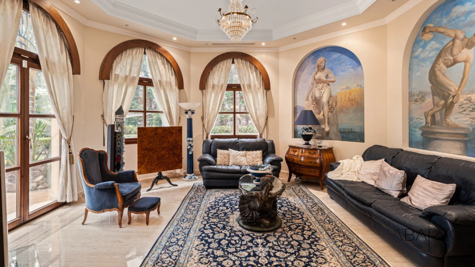 Luxury Villa with Panoramic Sea Views and Private Tennis Court in Nueva Andalucía — interior, Nueva Andalucía, Marbella (14 of 49)