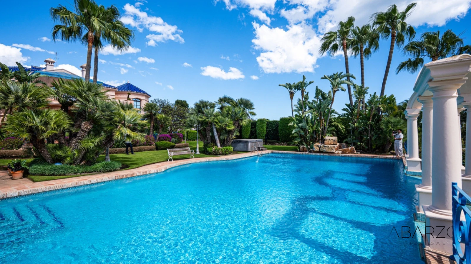 Luxury Villa with Panoramic Sea Views and Private Tennis Court in Nueva Andalucía — interior, Nueva Andalucía, Marbella (40 of 49)