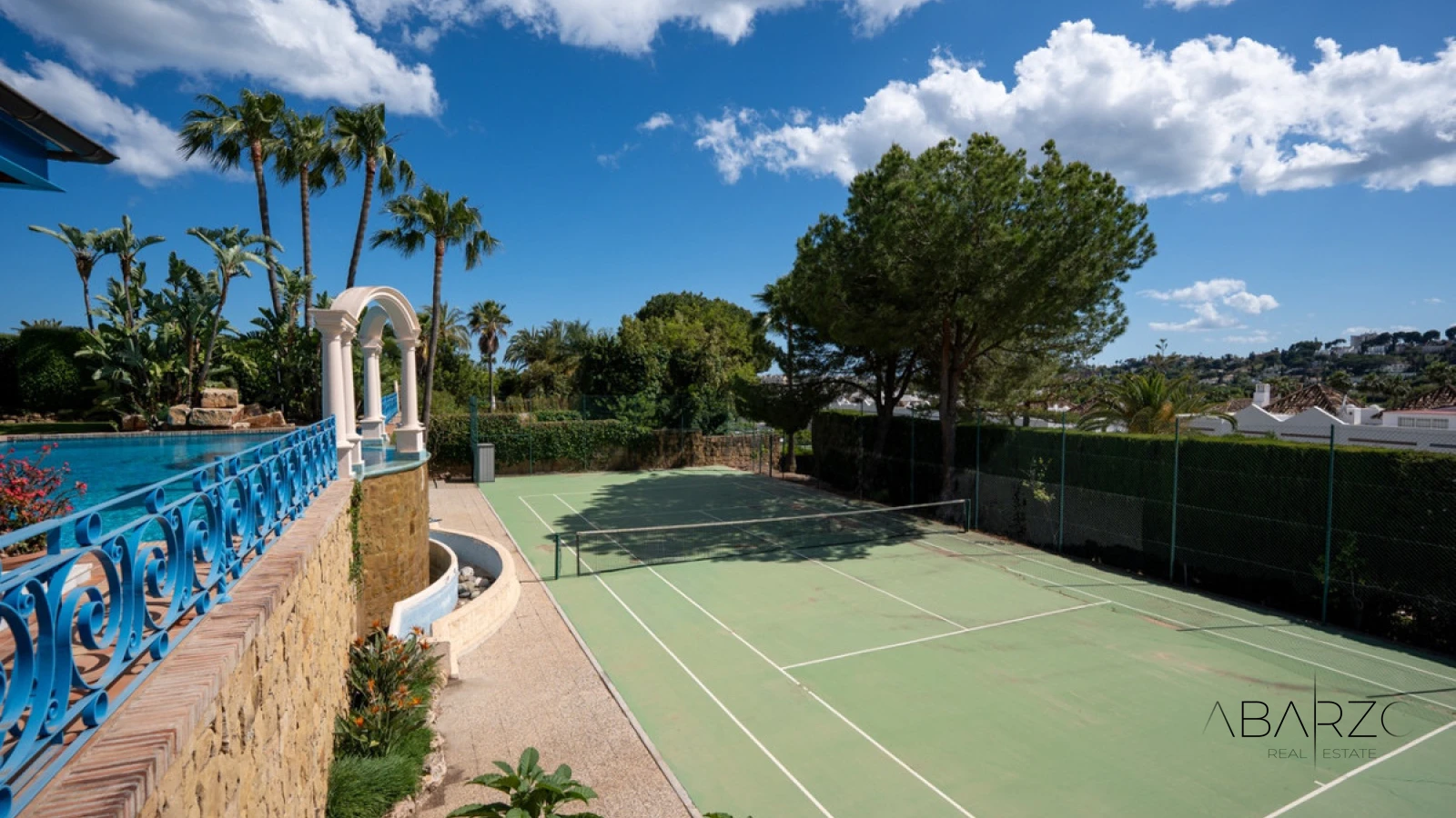 Luxury Villa with Panoramic Sea Views and Private Tennis Court in Nueva Andalucía — interior, Nueva Andalucía, Marbella (38 of 49)