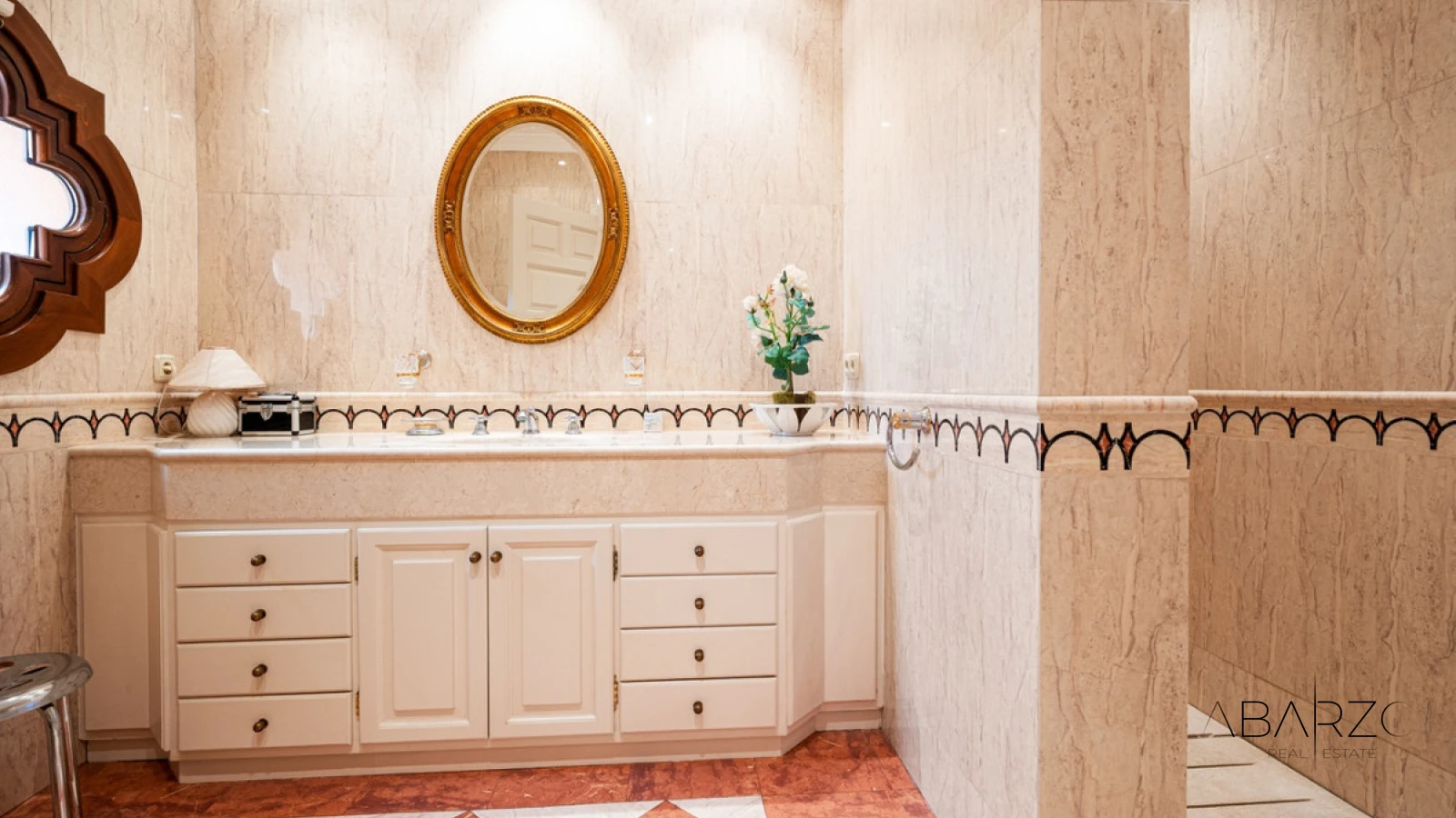 Luxury Villa with Panoramic Sea Views and Private Tennis Court in Nueva Andalucía — interior, Nueva Andalucía, Marbella (32 of 49)