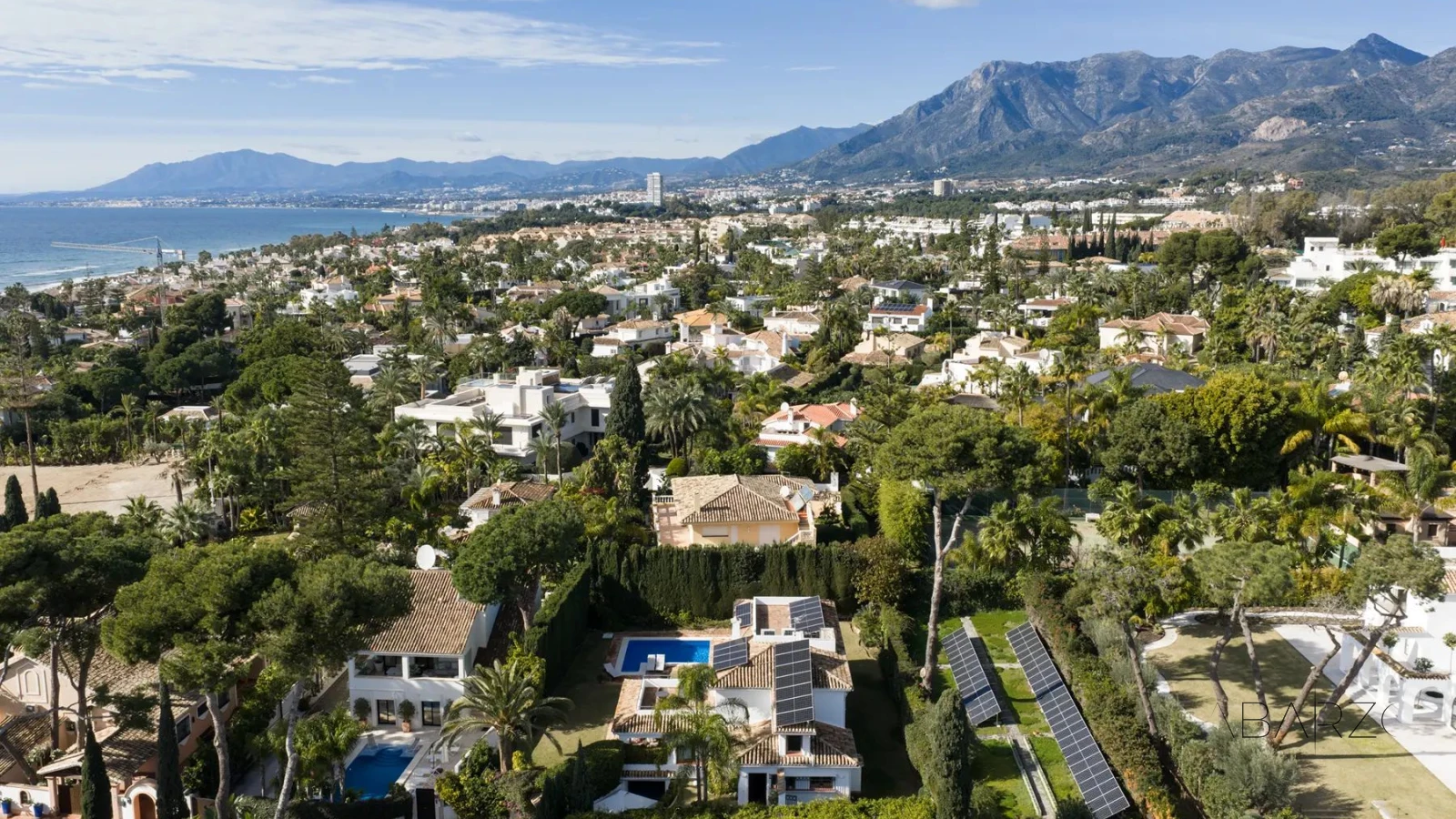 Mediterranean-style villa at the beach in prestigious Los Monteros, Marbella — interior, Marbella East, Marbella (37 of 37)