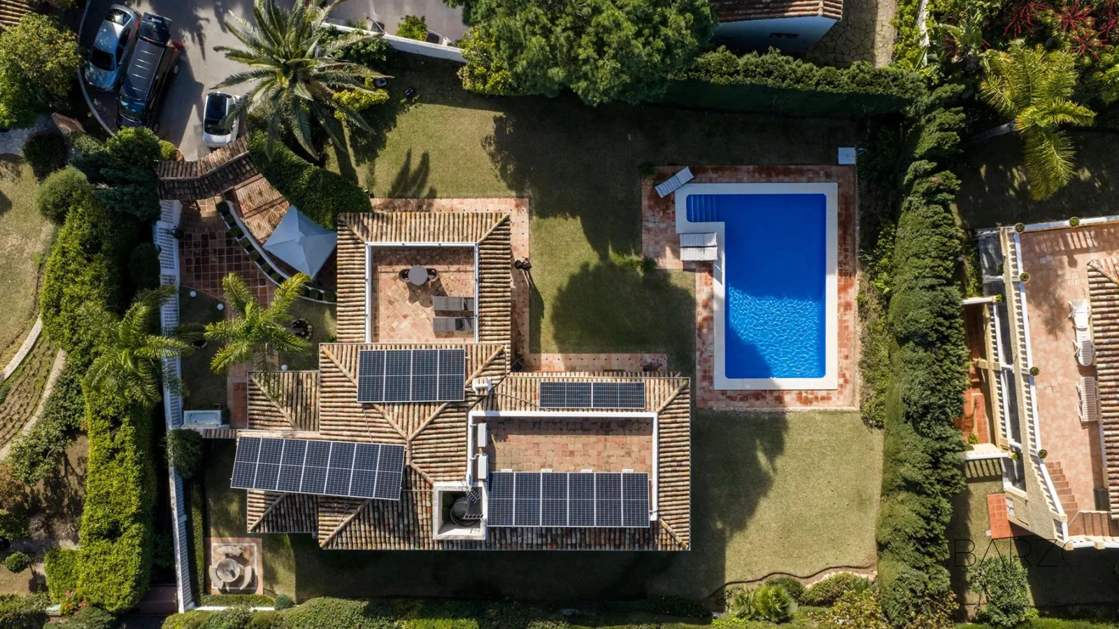 Mediterranean-style villa at the beach in prestigious Los Monteros, Marbella — interior, Marbella East, Marbella (29 of 37)