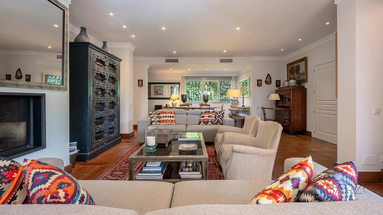 Mediterranean-style villa at the beach in prestigious Los Monteros, Marbella — interior, Marbella East, Marbella (7 of 37)