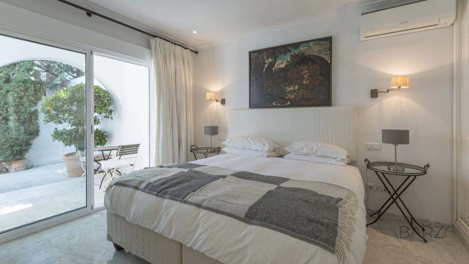 Luxury Villa with Private Pool and Beach Access in Los Monteros, Marbella — interior, Marbella East, Marbella (18 of 43)