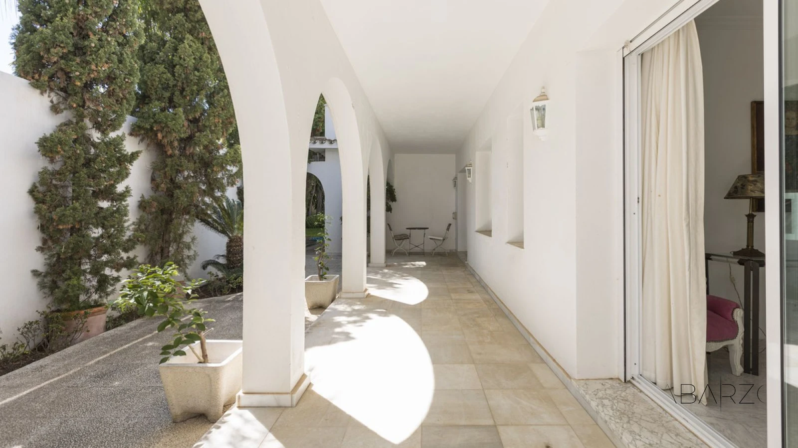 Luxury Villa with Private Pool and Beach Access in Los Monteros, Marbella — interior, Marbella East, Marbella (29 of 43)