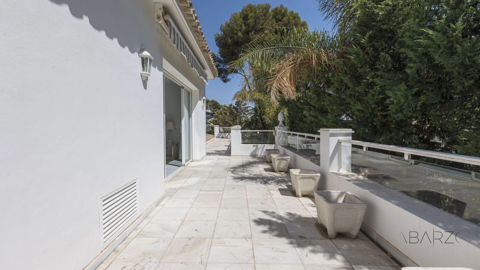 Luxury Villa with Private Pool and Beach Access in Los Monteros, Marbella — interior, Marbella East, Marbella (14 of 43)